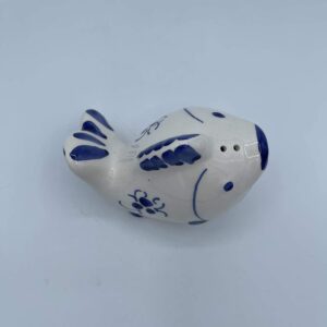 Amarcord Saliera in ceramica dipinta a mano a forma di pesce con disegni romagnoli blu