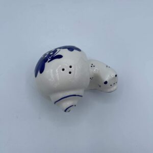 Amarcord Saliera in ceramica dipinta a mano a forma di lumaca con disegni romagnoli blu